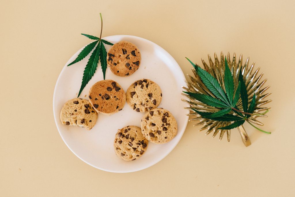 cannabis-market-edibles